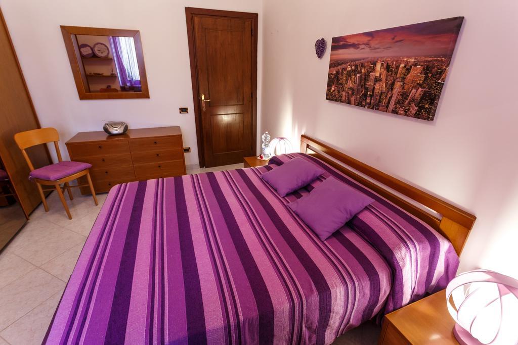 L'Aurora Viola Bed & Breakfast Carbonia Luaran gambar