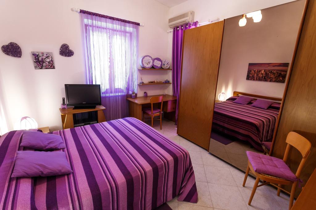 L'Aurora Viola Bed & Breakfast Carbonia Luaran gambar