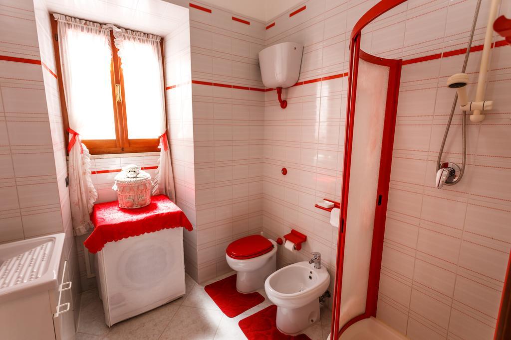 L'Aurora Viola Bed & Breakfast Carbonia Luaran gambar