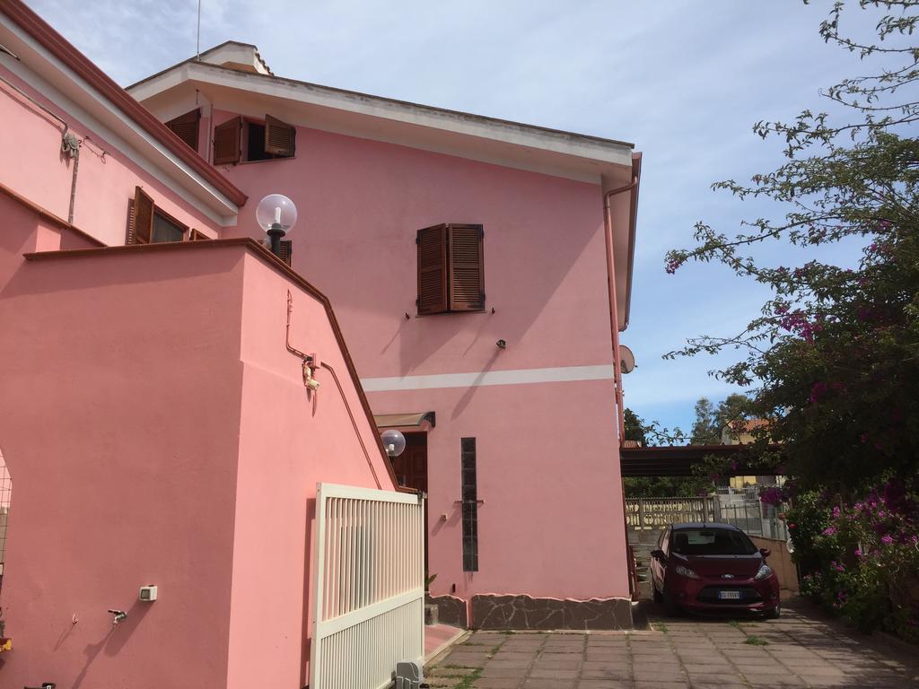 L'Aurora Viola Bed & Breakfast Carbonia Luaran gambar