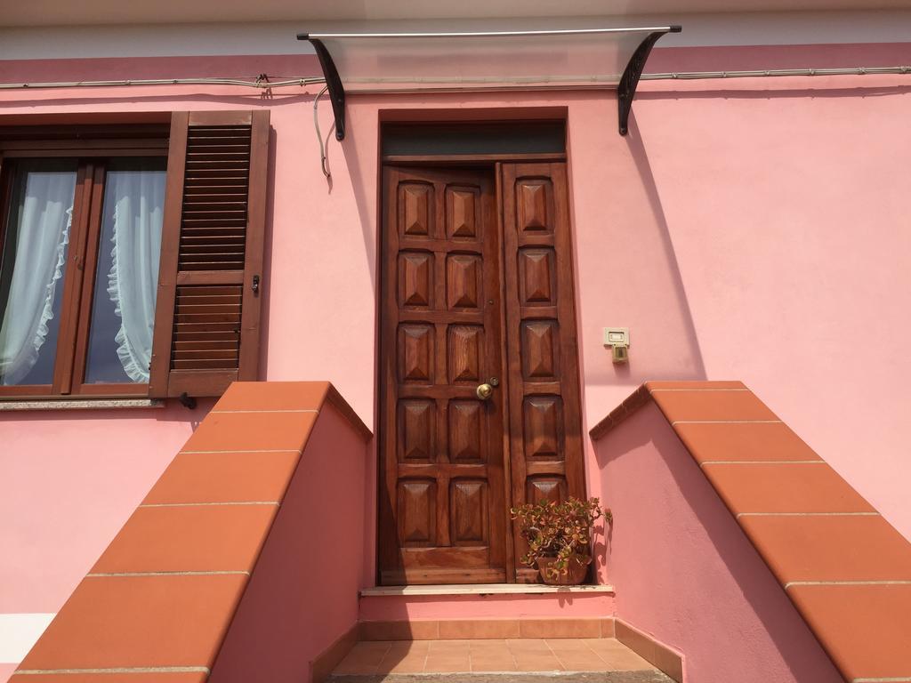 L'Aurora Viola Bed & Breakfast Carbonia Luaran gambar